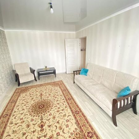 2-Х Комнатная Квартира Напротив Аквапарка Aktobé Extérieur photo